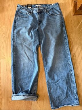 Levi’s Low Loose Jeans - medium blue